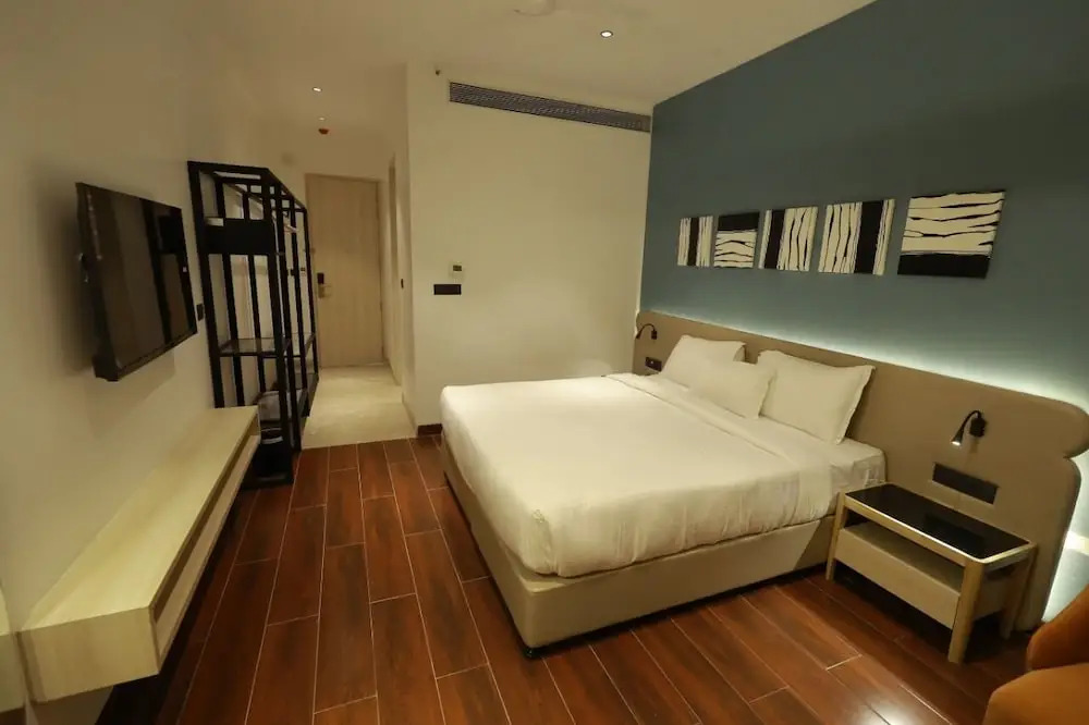 Bilaspur: Hotel Red Diamond