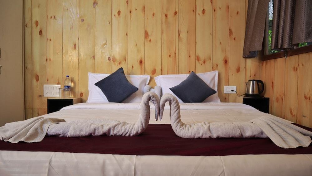 Нойда: Beyond Stay Ananhyam Resort Sattal