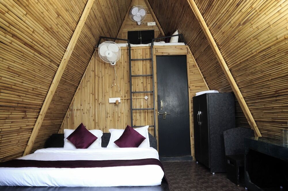 Нойда: Beyond Stay Ananhyam Resort Sattal
