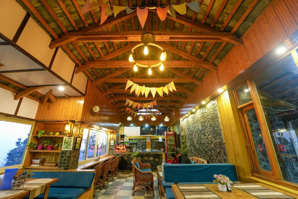 Дармсала: Dharamshala Village Resort
