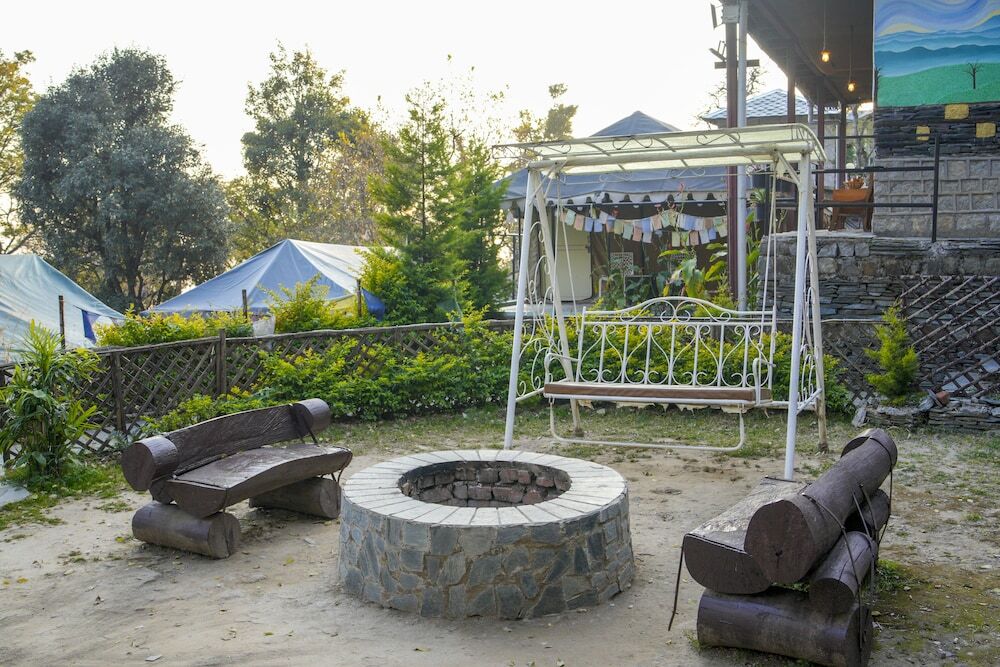 Дармсала: Dharamshala Village Resort