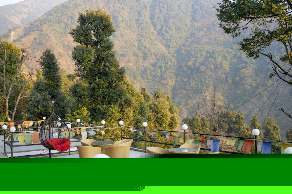 Дармсала: Dharamshala Village Resort