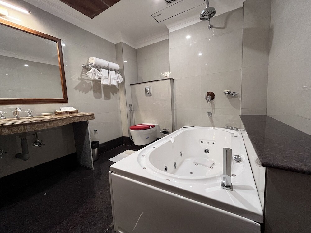 Кохора: ROYALE de' CASA RESORT KAZIRANGA