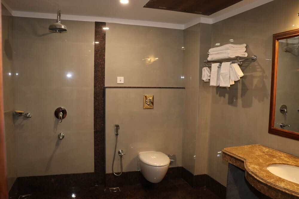 Кохора: ROYALE de' CASA RESORT KAZIRANGA