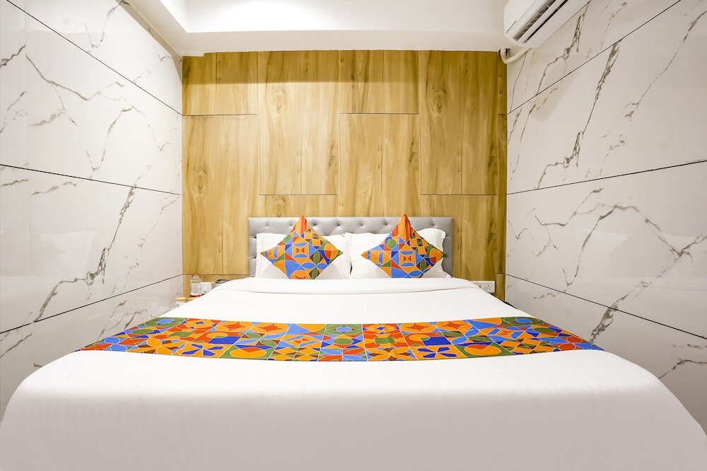 Мумбаи: FabHotel Shubham Inn