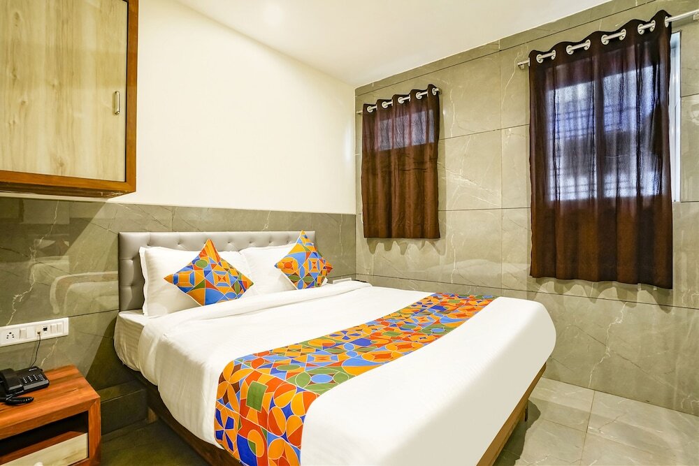 FabHotel Shubham Inn — фото 4