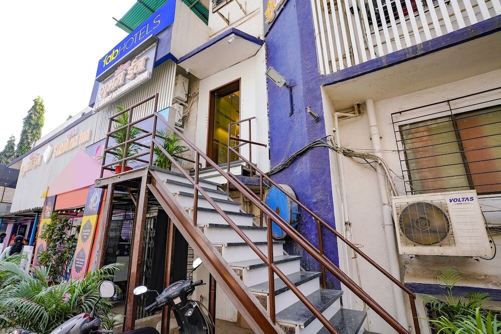 Мумбаи: FabHotel Shubham Inn