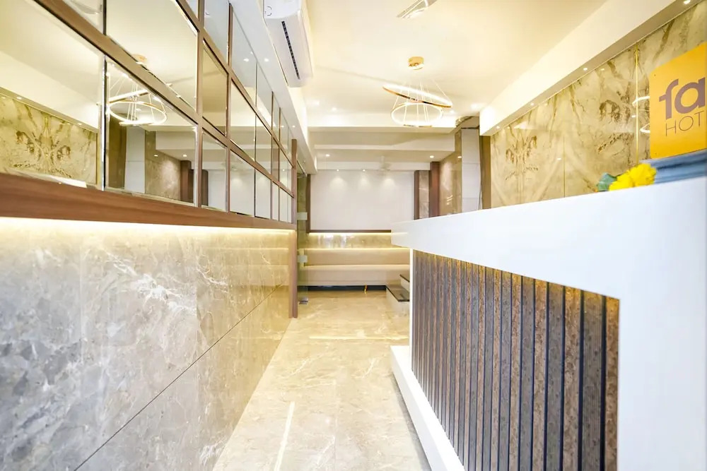 Мумбаи: FabHotel Shubham Inn