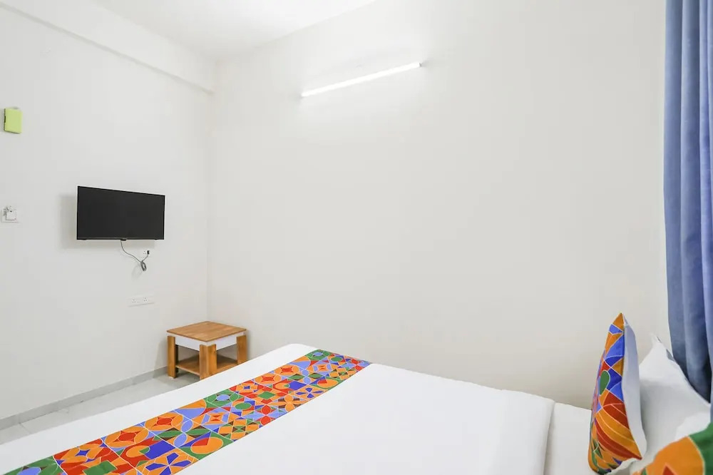 Нашик: Fabhotel Blue Ocean Mnj Resort