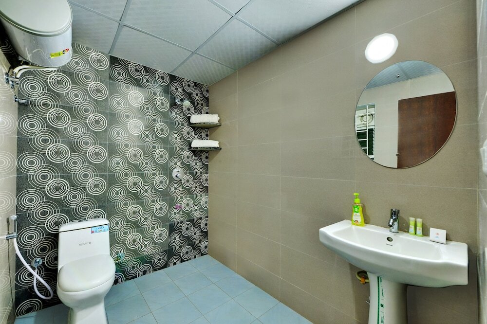 Бангалор: Yahweh Suites