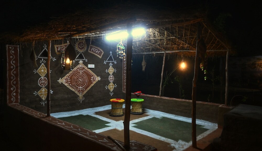 Панна: Bundeli Camps and Resorts, Panna