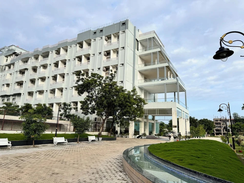 Bilaspur: Hotel The City Crown-Bilaspur