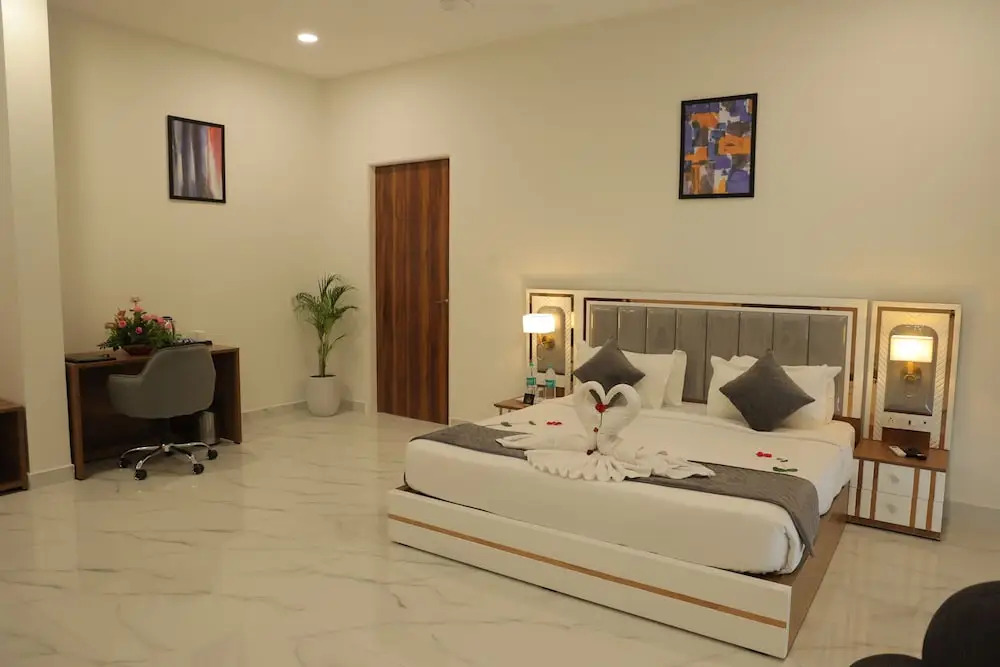 Bilaspur: Hotel The City Crown-Bilaspur