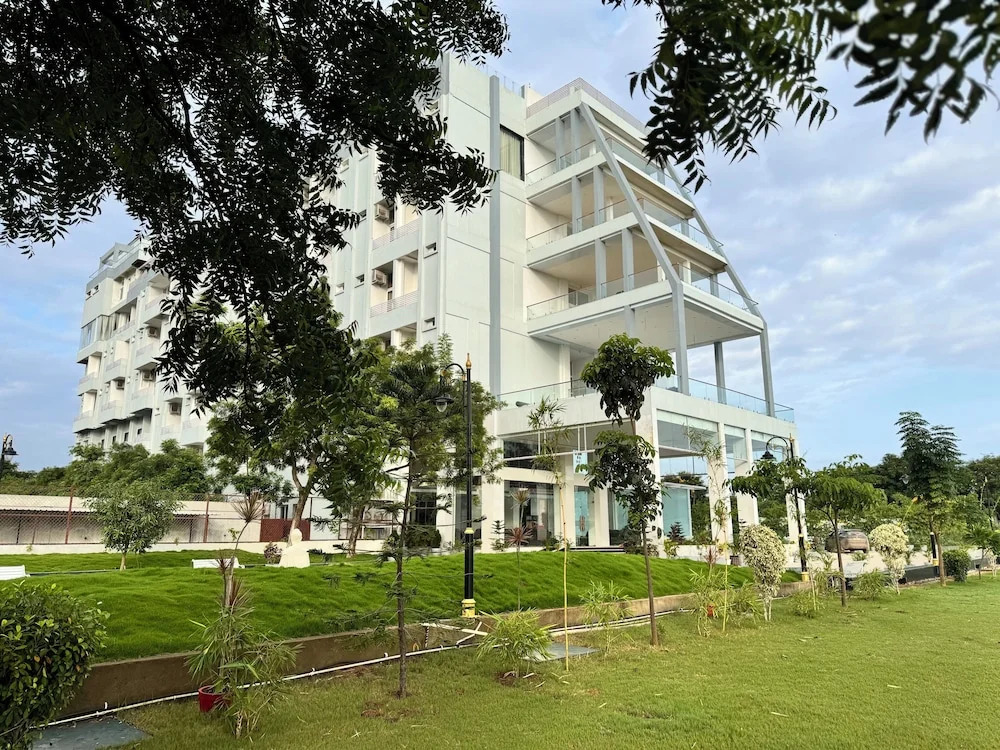 Bilaspur: Hotel The City Crown-Bilaspur