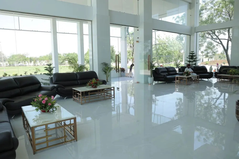 Bilaspur: Hotel The City Crown-Bilaspur