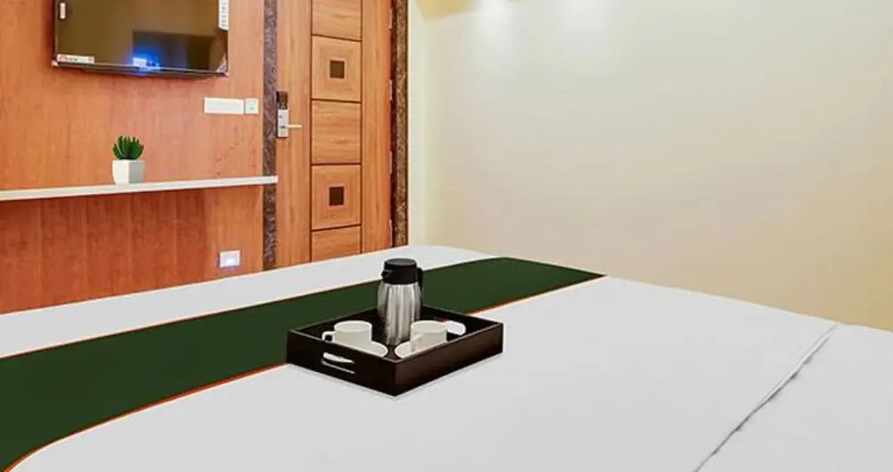 Висакхапатнам: Fabhotel Sb Square