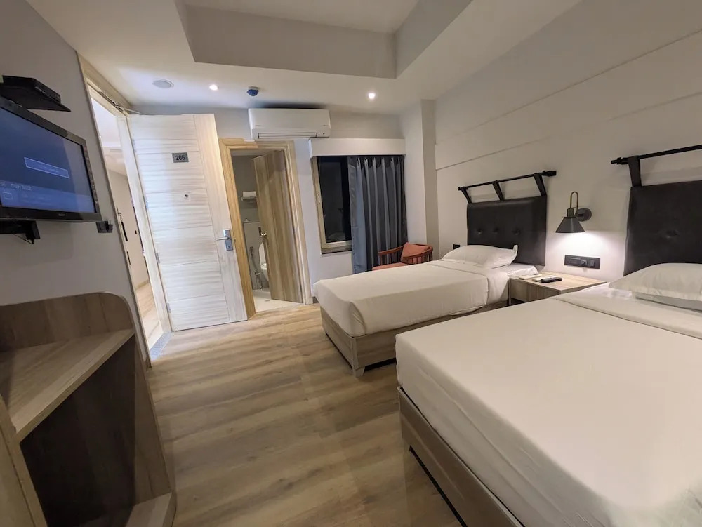 Газиабад: Comfort INN Grand - Kaushambi