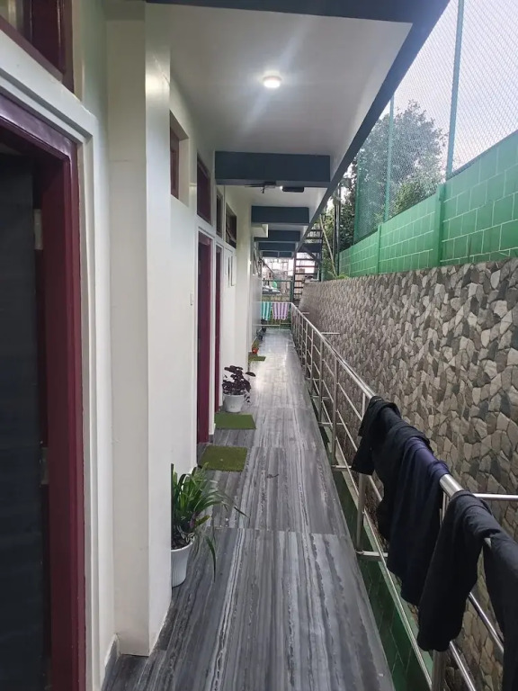 Шиллонг: Hotel Shillong Rains Inn By Roh