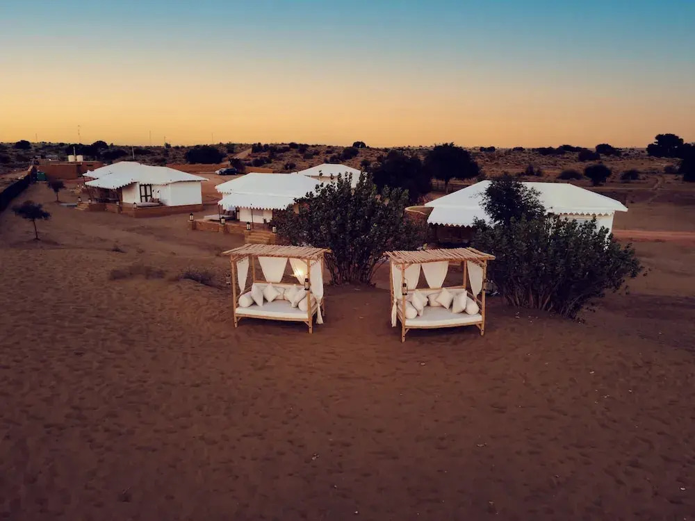 Государственный заповедник Desert National Park: Grand Khalifa Luxury Camp