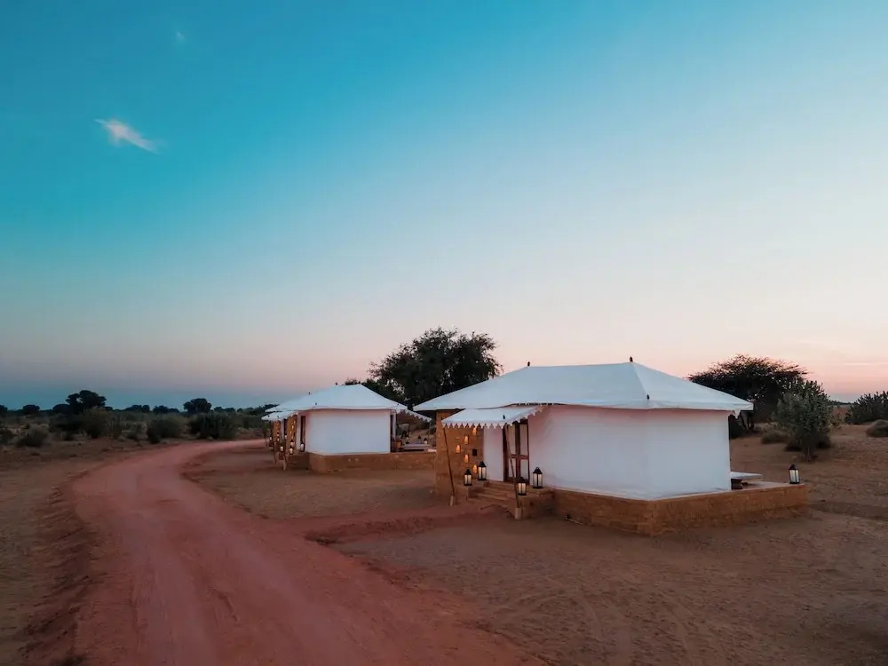 Государственный заповедник Desert National Park: Grand Khalifa Luxury Camp