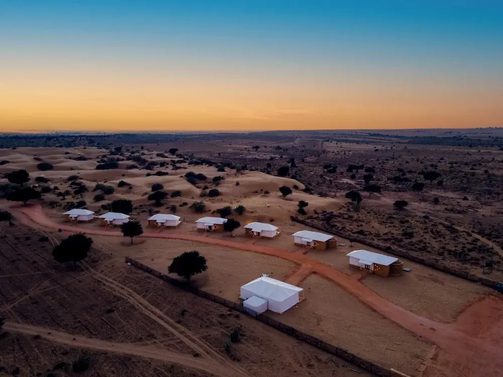 Государственный заповедник Desert National Park: Grand Khalifa Luxury Camp