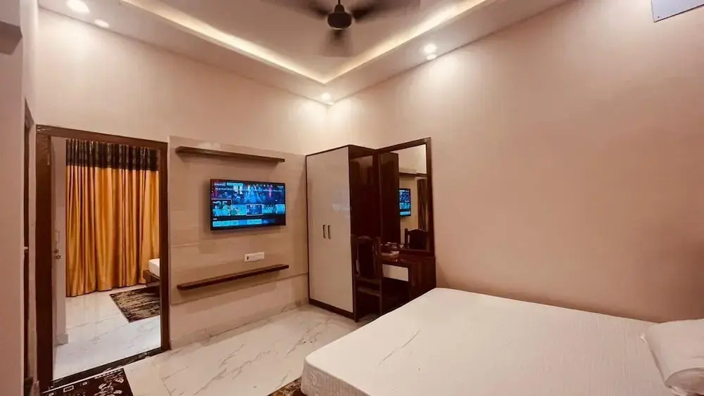 Файзабад: Hotel Ram Anandam Inn