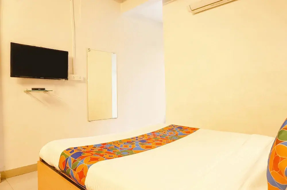 Пуна: Fabhotel Silver Key I
