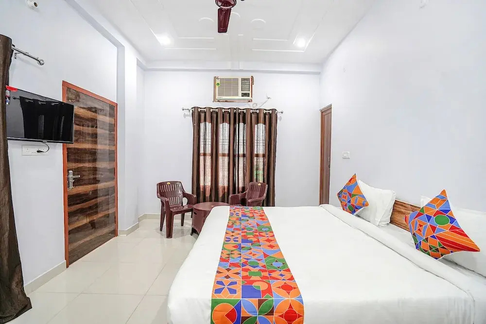 Файзабад: Fabhotel Shristi Homestay