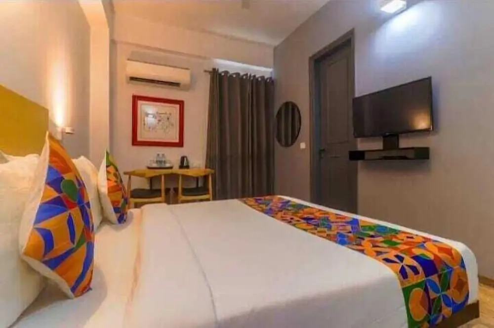 Нойда: Hotel Premium Inn