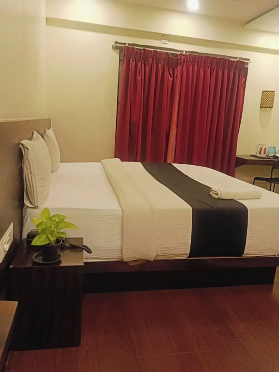 Бангалор: Hotel Royalwood Premier - Domlur
