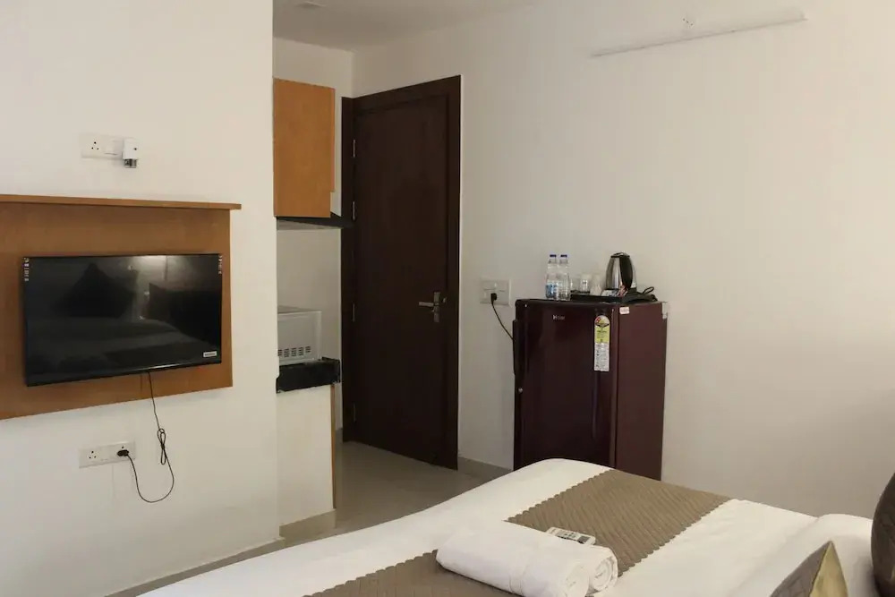 Гуруграм: Aura Luxury Studio Near Artemis Hospital