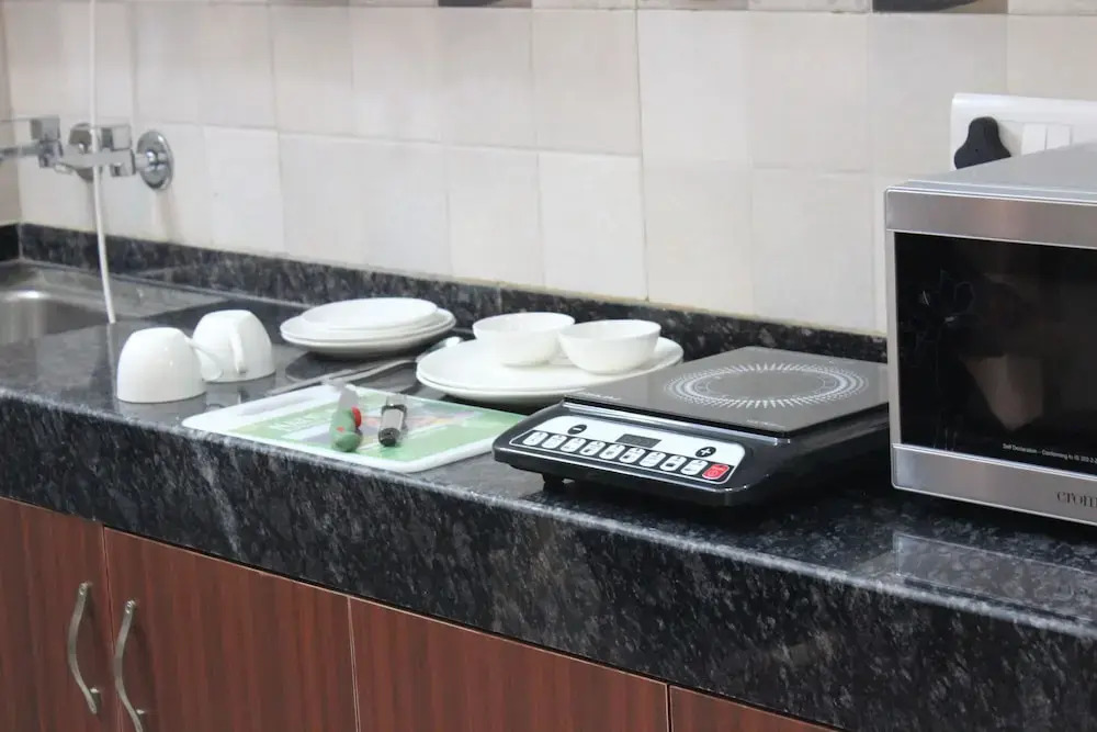 Гуруграм: Aura Luxury Studio Near Artemis Hospital