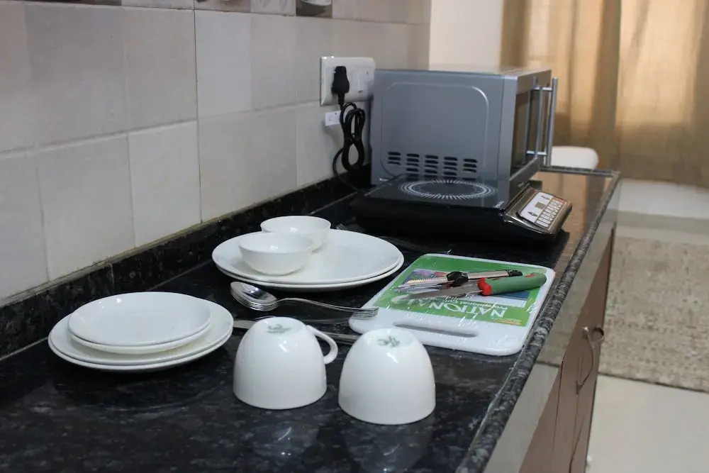 Гуруграм: Aura Luxury Studio Near Artemis Hospital
