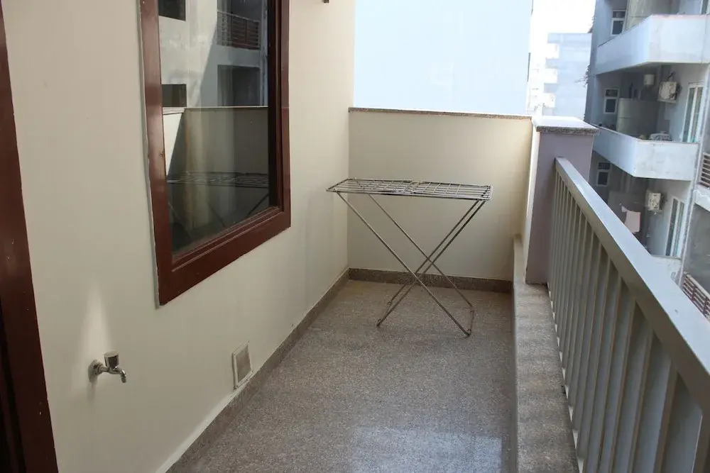 Гуруграм: Aura Luxury Studio Near Artemis Hospital