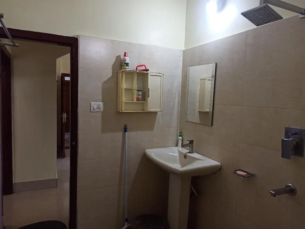 Гувахати: Classy Abode