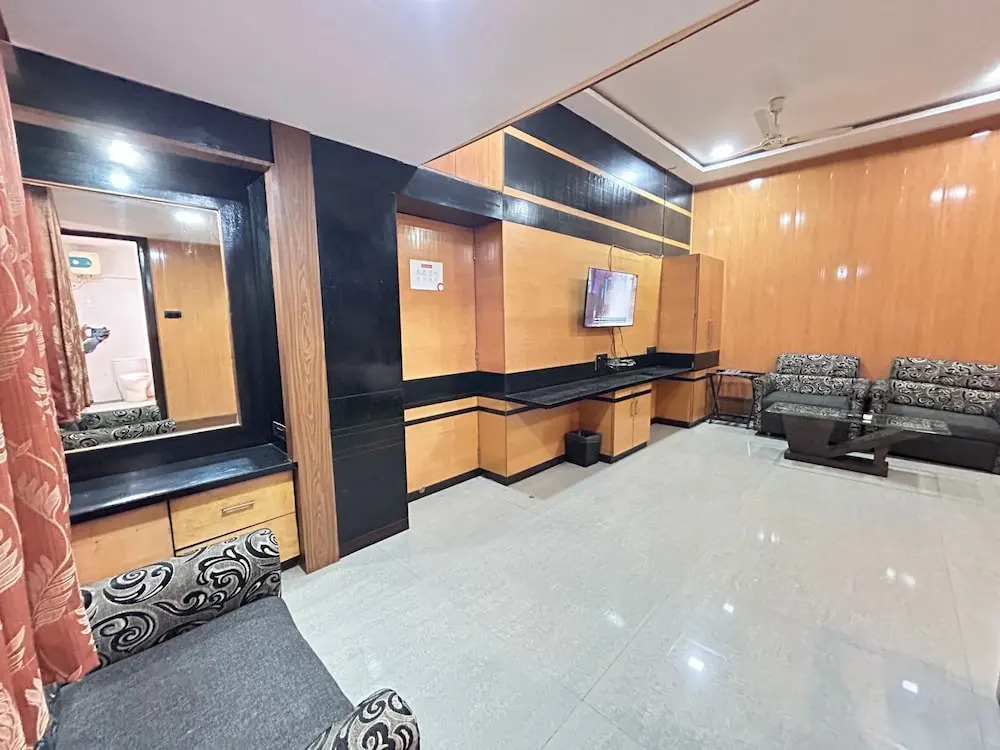 Нагпур: SwagStay Hotel Rahul Palace Nagpur