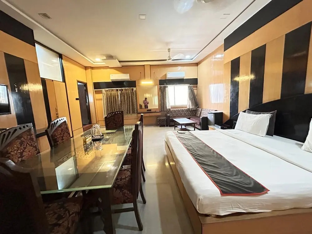 Нагпур: SwagStay Hotel Rahul Palace Nagpur