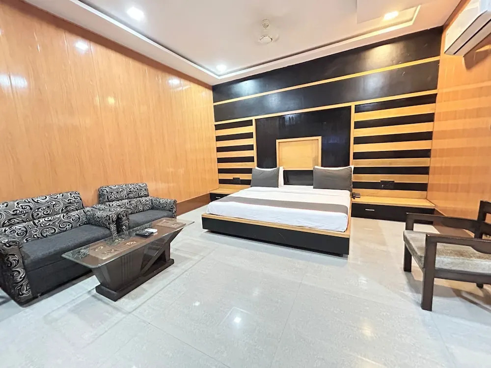 Нагпур: SwagStay Hotel Rahul Palace Nagpur
