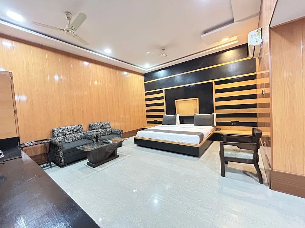Нагпур: SwagStay Hotel Rahul Palace Nagpur