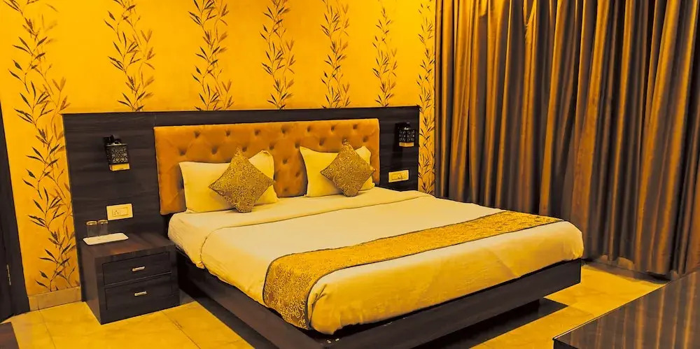 Дургапур: Park Suites