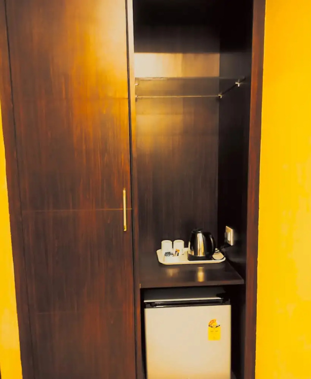 Дургапур: Park Suites