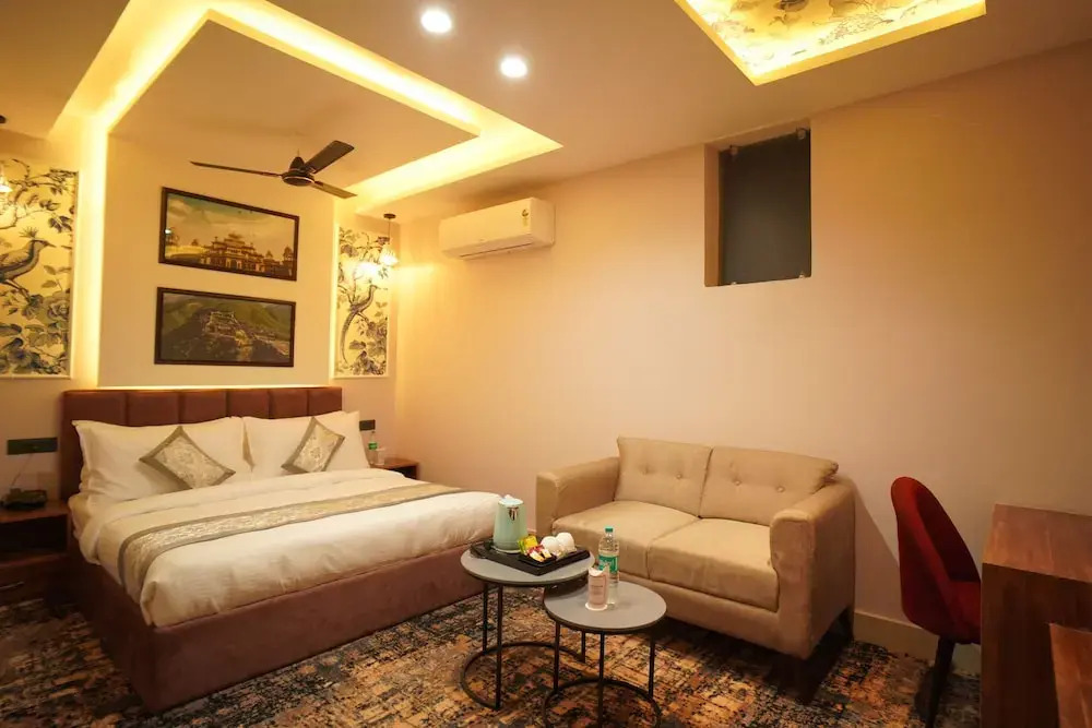 Rohtak: Razido Suites