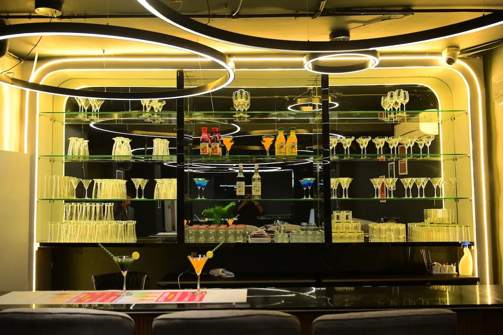 Rohtak: Razido Suites