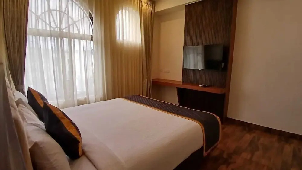 Бангалор: PPH Living Rajathagiri Palace Premium