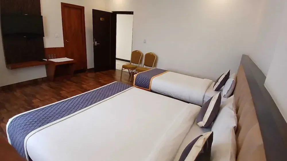 Бангалор: PPH Living Rajathagiri Palace Premium