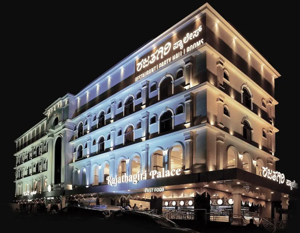 Бангалор: PPH Living Rajathagiri Palace Premium