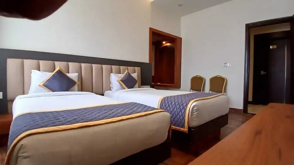 Бангалор: PPH Living Rajathagiri Palace Premium