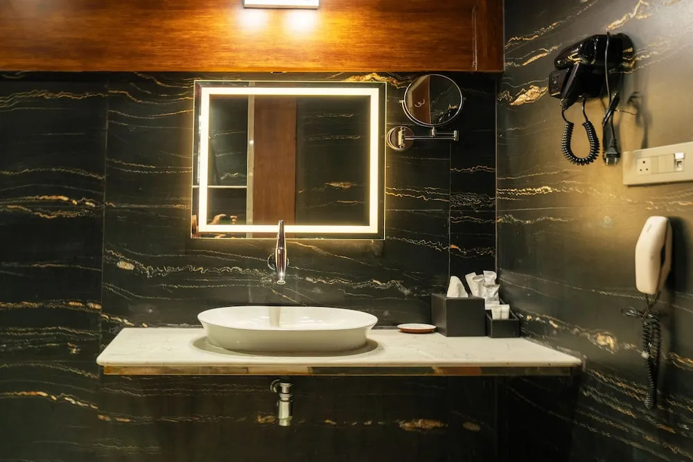 Хидерабад: Clarks Inn Suites Hyderabad Airport