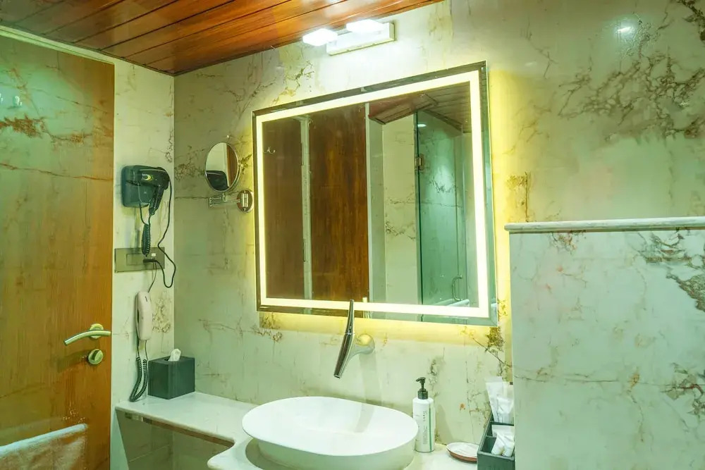 Хидерабад: Clarks Inn Suites Hyderabad Airport