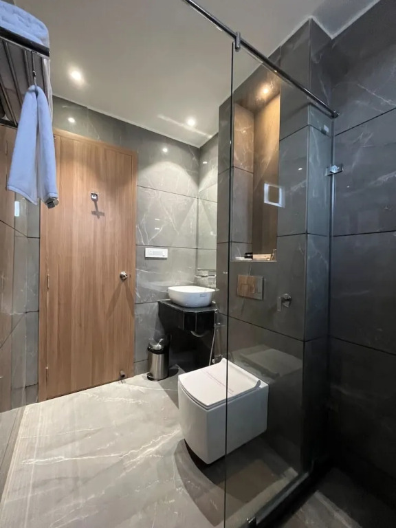 Вриндаван: Hotel Three Seasons